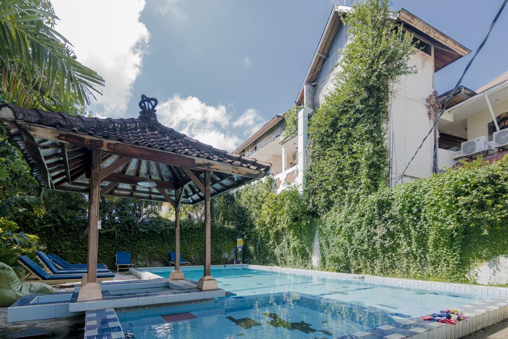 Reddoorz @ Poppies Lane 1 Hotel Kuta  Ngoại thất bức ảnh