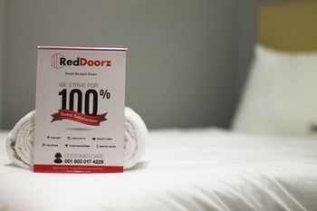 Reddoorz @ Poppies Lane 1 Hotel Kuta  Ngoại thất bức ảnh